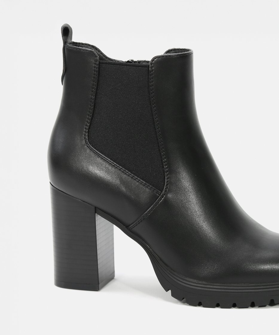 Botines tac&oacute;n chelsea image number null